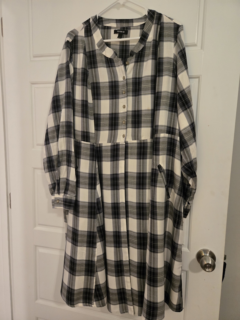 PLUS SIZE Torrid Black & White Plaid Half Button-Front Shirt Dress